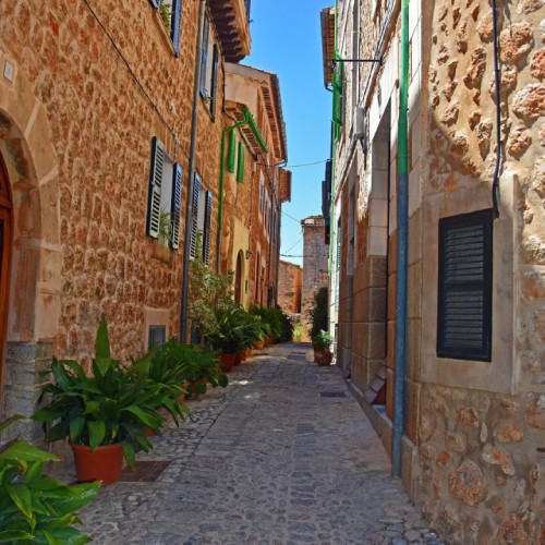 Schöne Straße in Fornalutx
